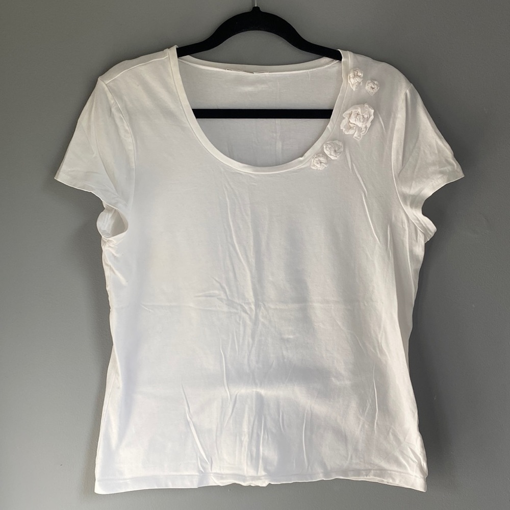 White tee shirt with floral design